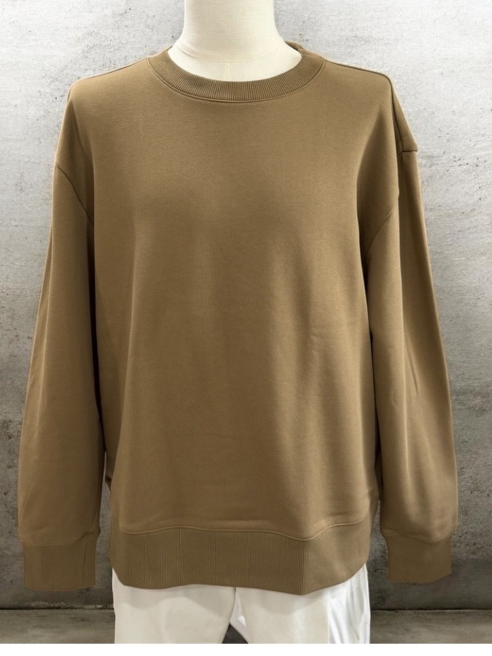 NWT Mode of One Men's Classic Crewneck Sweatshirt in Army Brown M2 - Picture 2 of 7